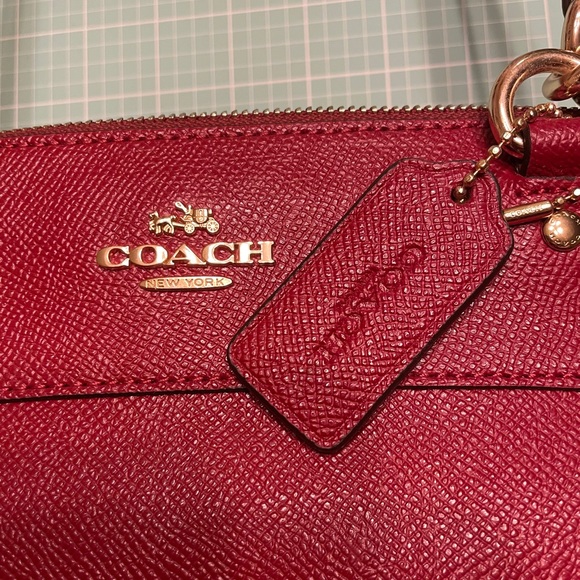 Coach leather cherry red purse w/shoulder straps - Picture 8 of 11